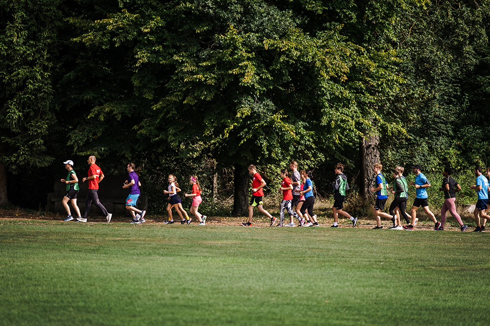Foto Muko-Spendenlauf Hannover: viele Läufer*innen